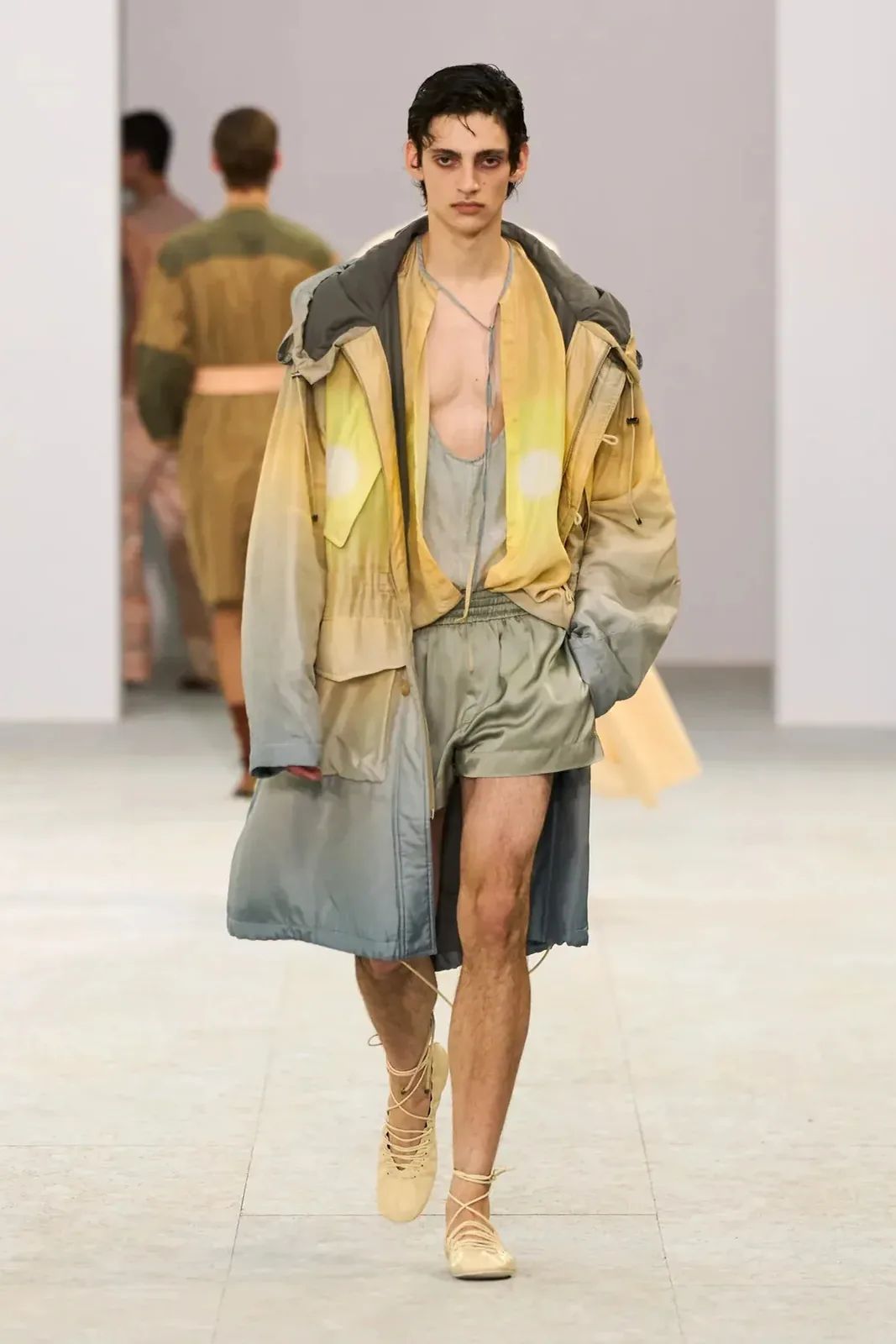 metal-trends-in-menswear-09.webp