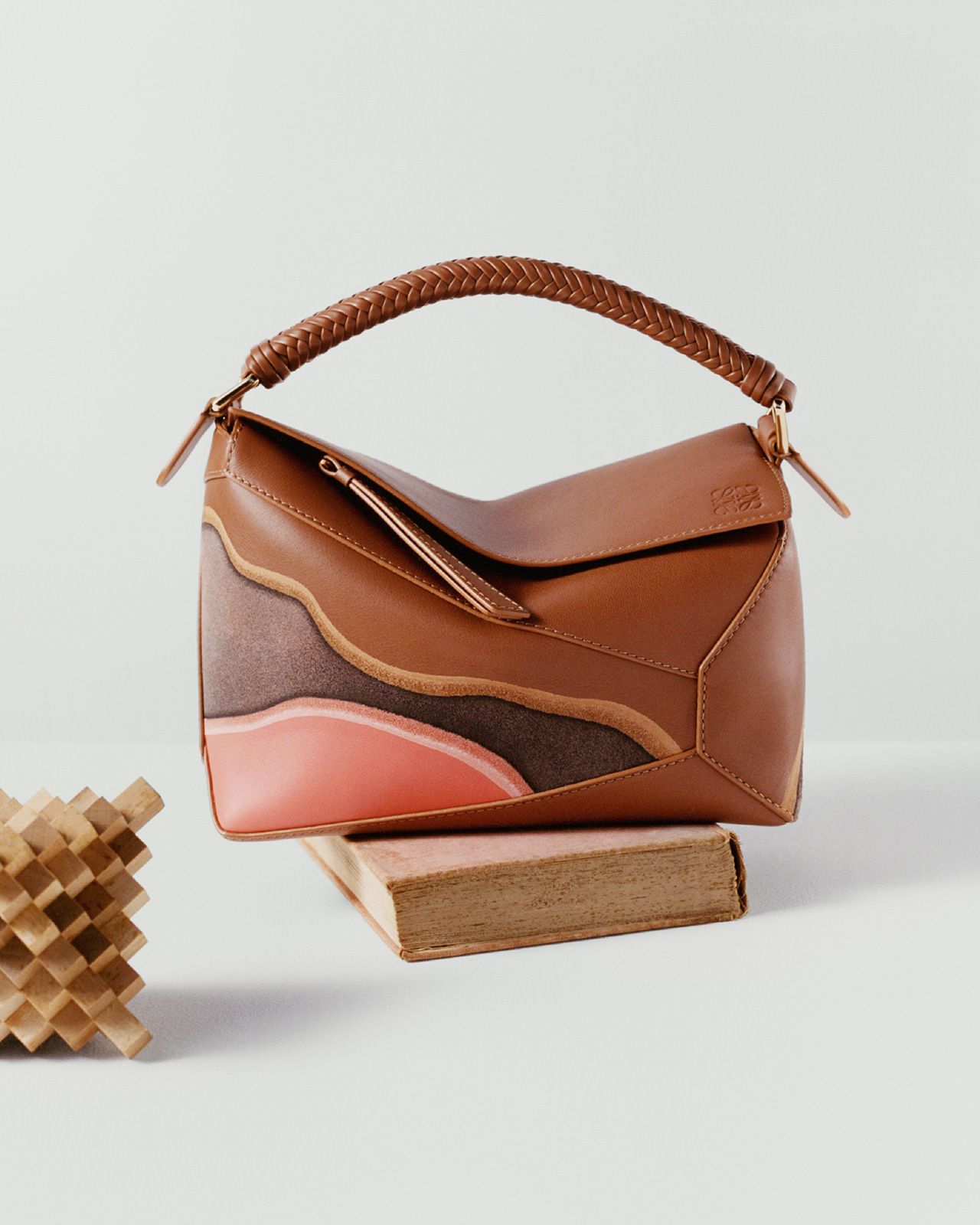 LOEWE_FW25_PRECO_6.jpg