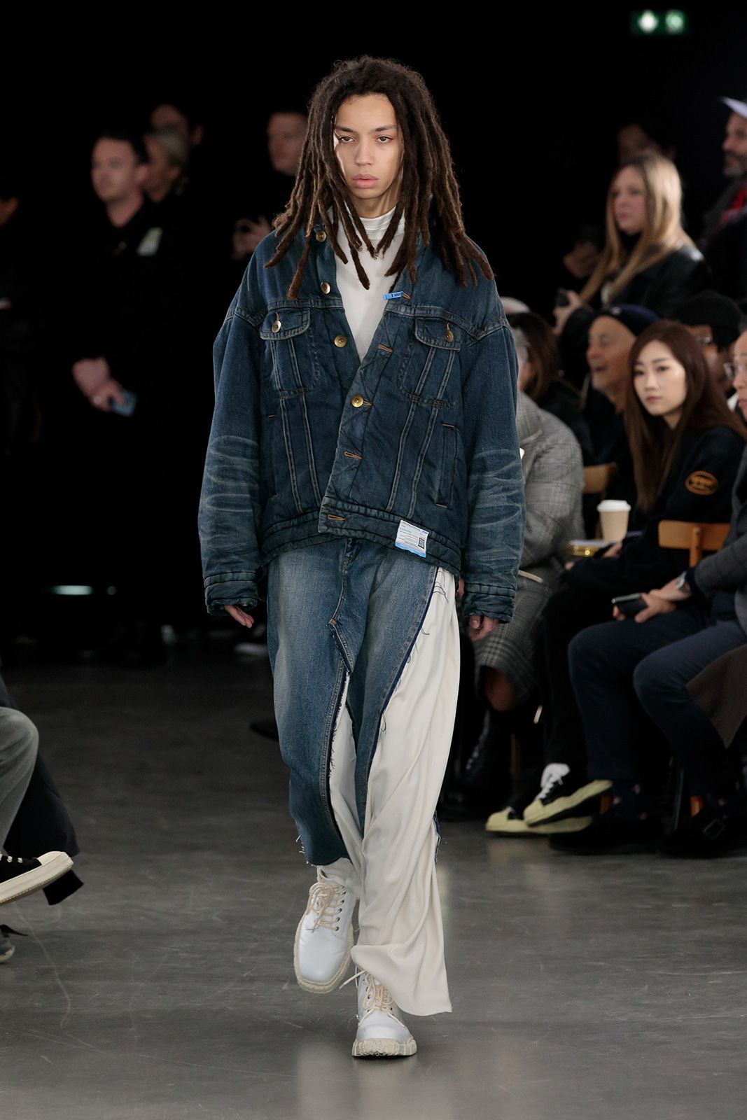 Maison Mihara Yasuhiro F W 2023 32.jpg