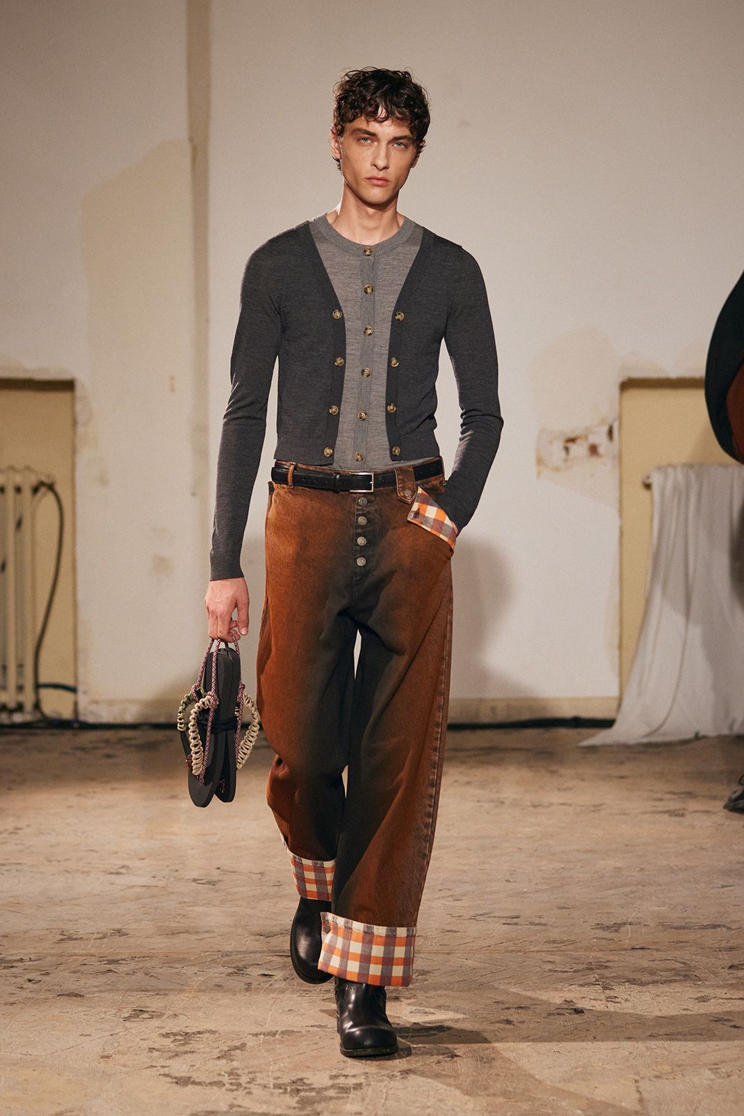 Egonlab_ss26_runway_10.jpg