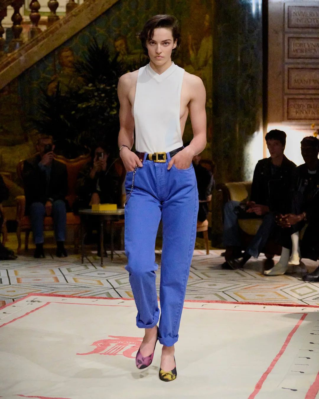 metal-versace-02.webp
