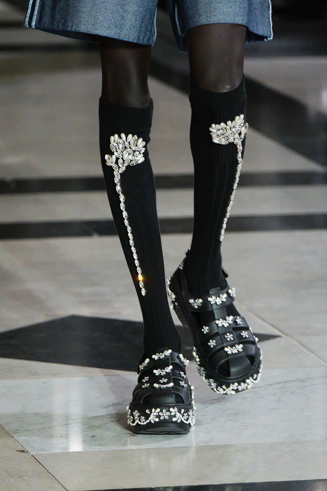SIMONE_SS25_DETAIL_0144_DS.jpg