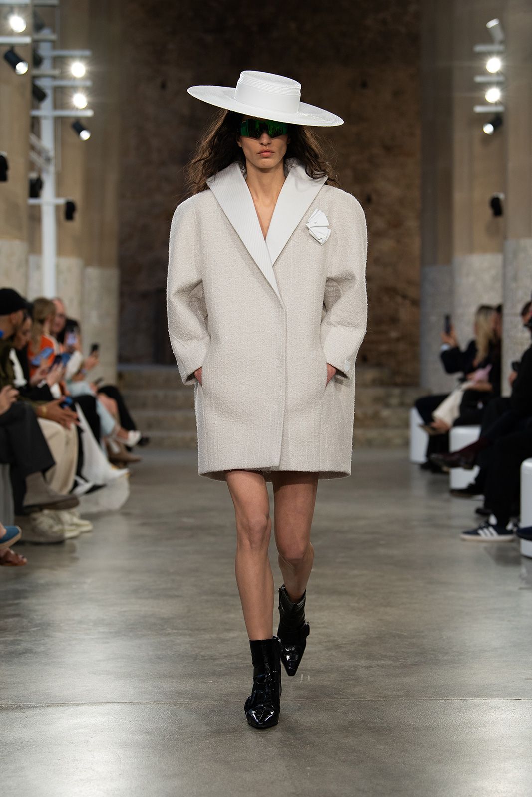 Louis-Vuitton_CR25_3.jpg