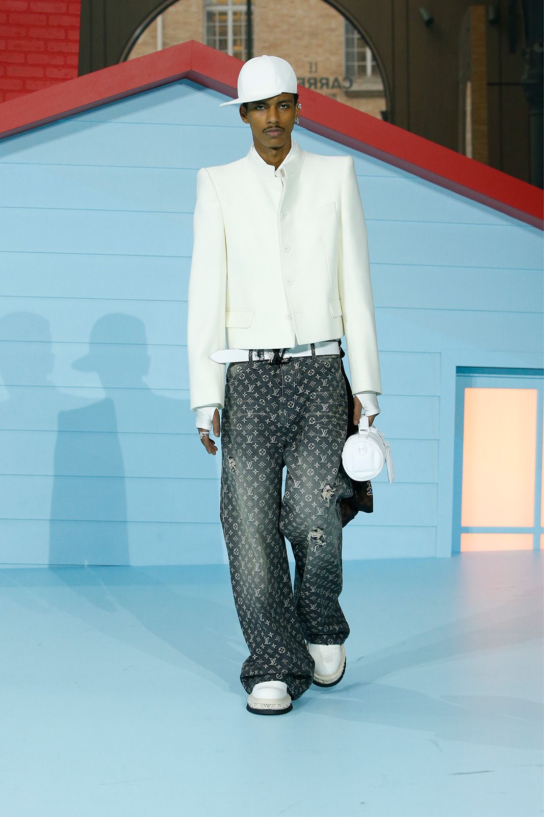 Louis Vuitton Men Fall Winter 2022 Metalmagazine 3.jpg