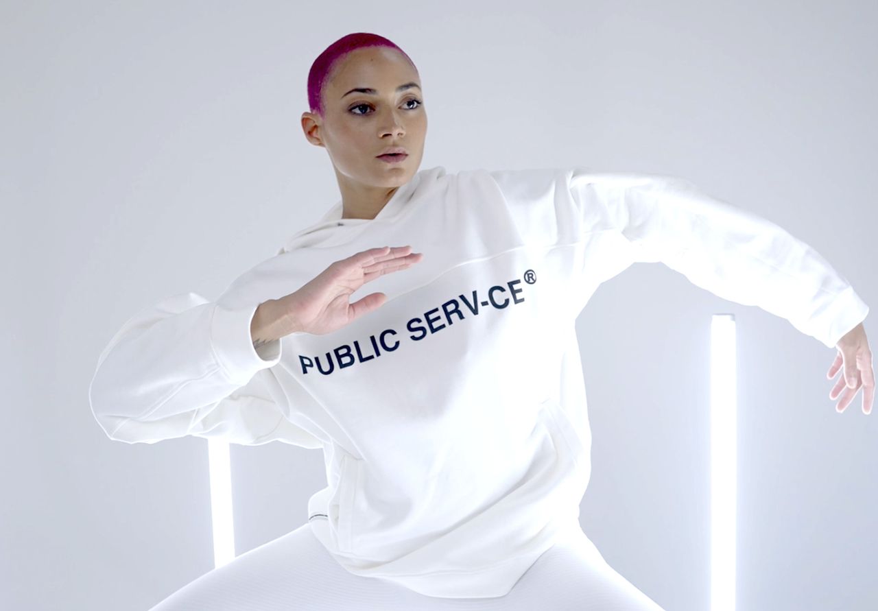 Public Serv Ce Metalmagazine 7 2.jpg