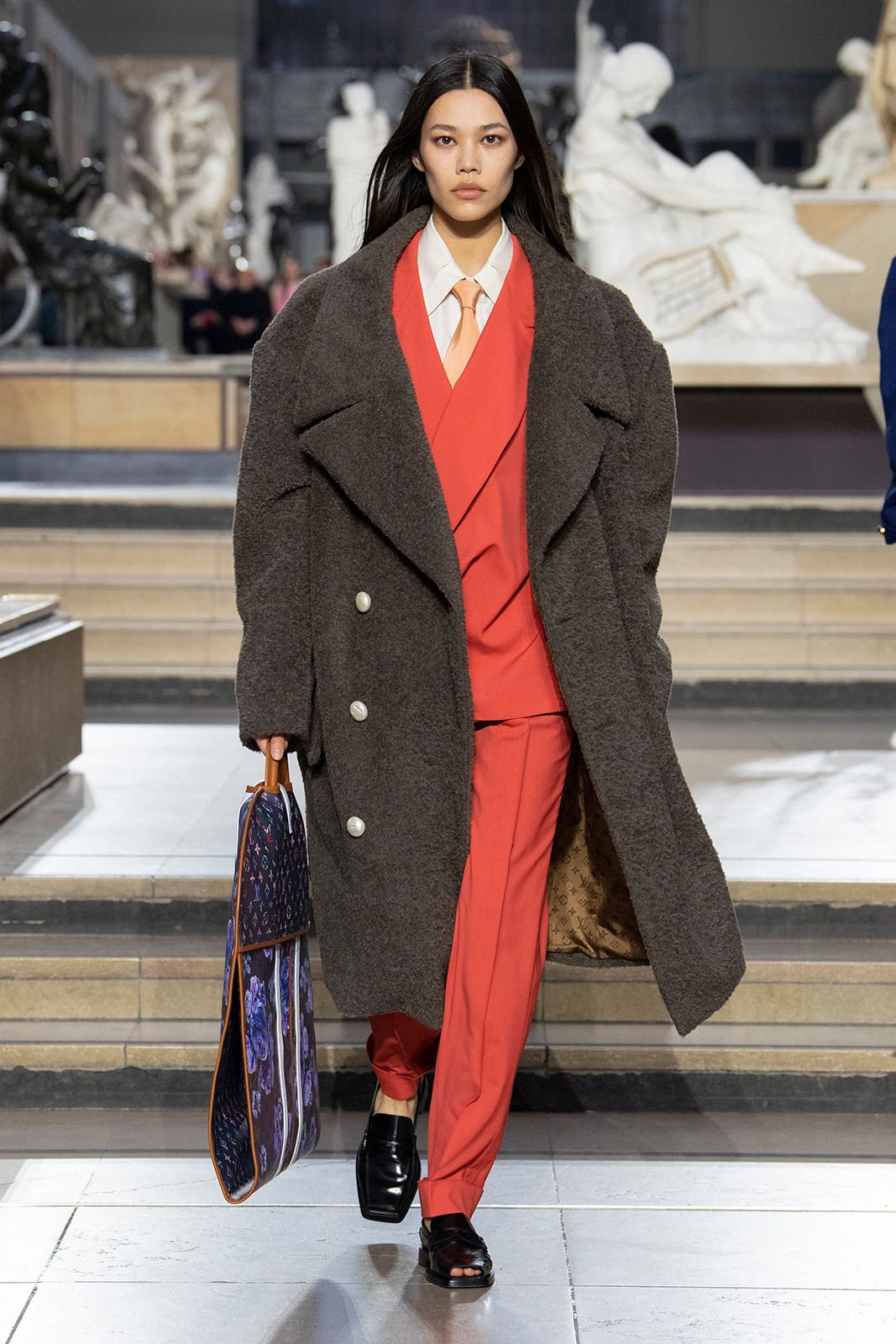 Louis Vuitton F W22 Look 28.jpg