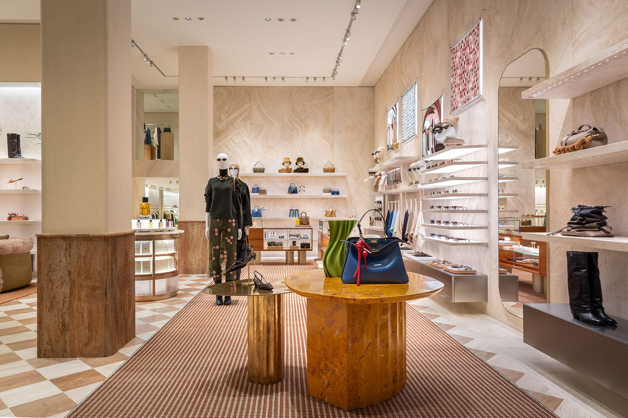 FENDI_Madrid-Ortega-Boutique-@SRivoltella-(25).jpg