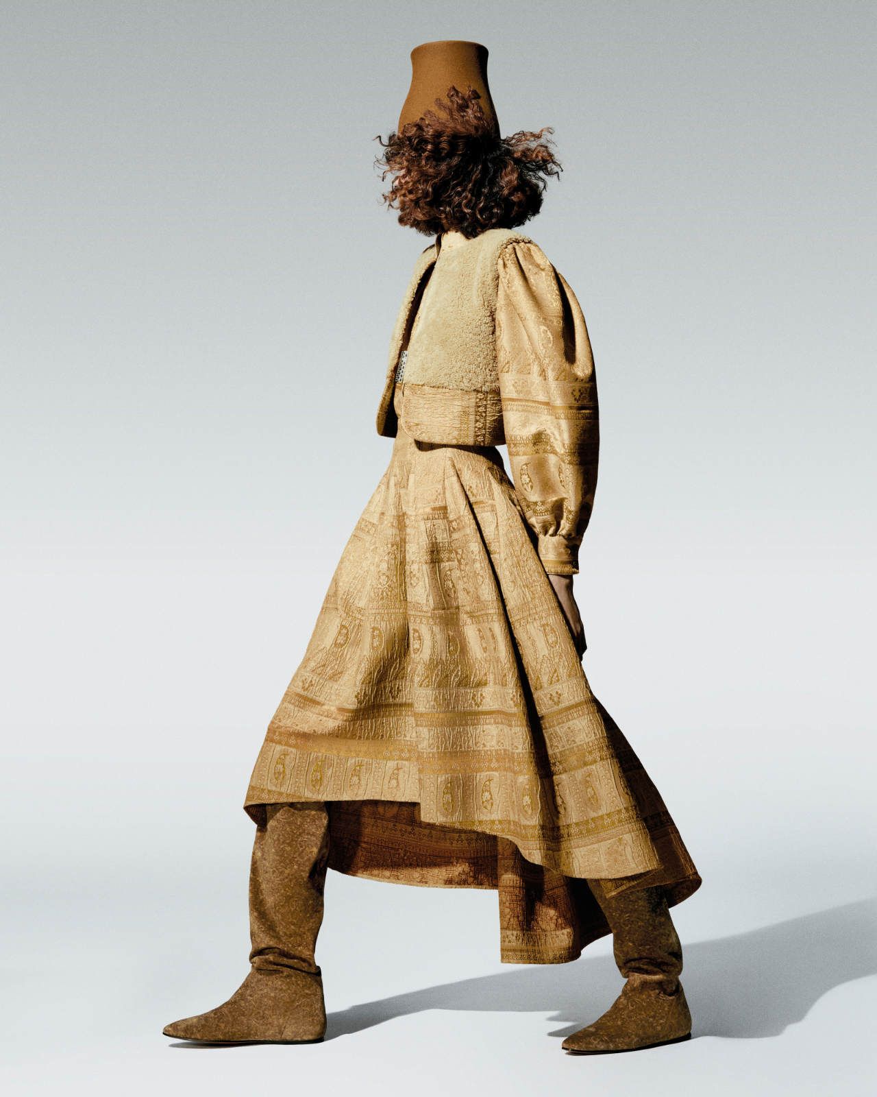 Loro_Piana_Fall_Winter_2026-2027_Womens_Collection_Look_21.jpg