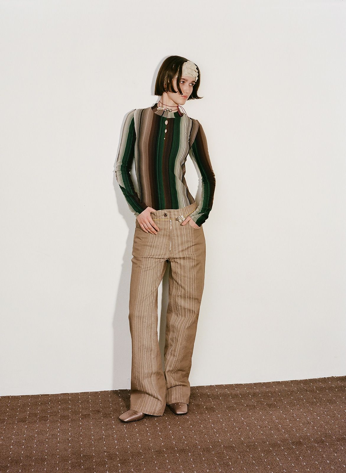 Anne Isabella Metalmagazine 9.jpg