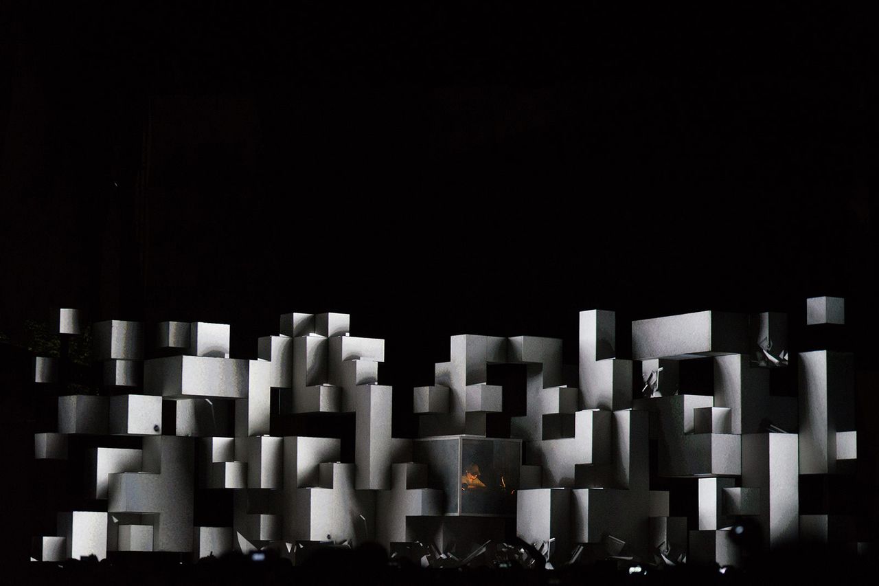Amon Tobin 2013.jpg