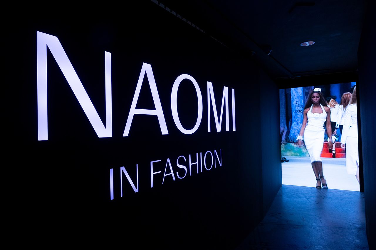 Naomi_in_Fashion_6.jpg