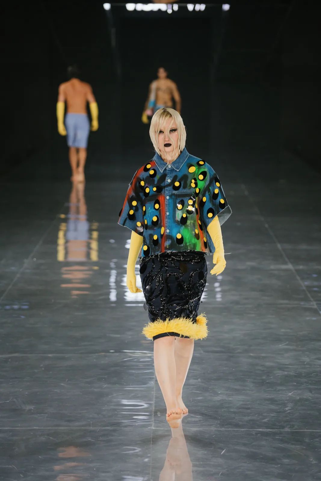 metal-visa-fashion-week-almaty-pre-fall-2026-manuk-aleksanyan-05.webp