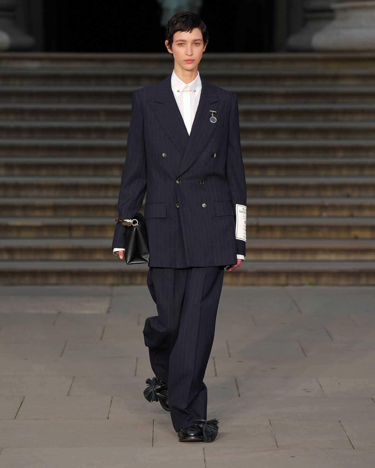 ERDEM-Spring-Summer-2025---Photographed-by-Jason-Lloyd-Evans---Look-1.jpg
