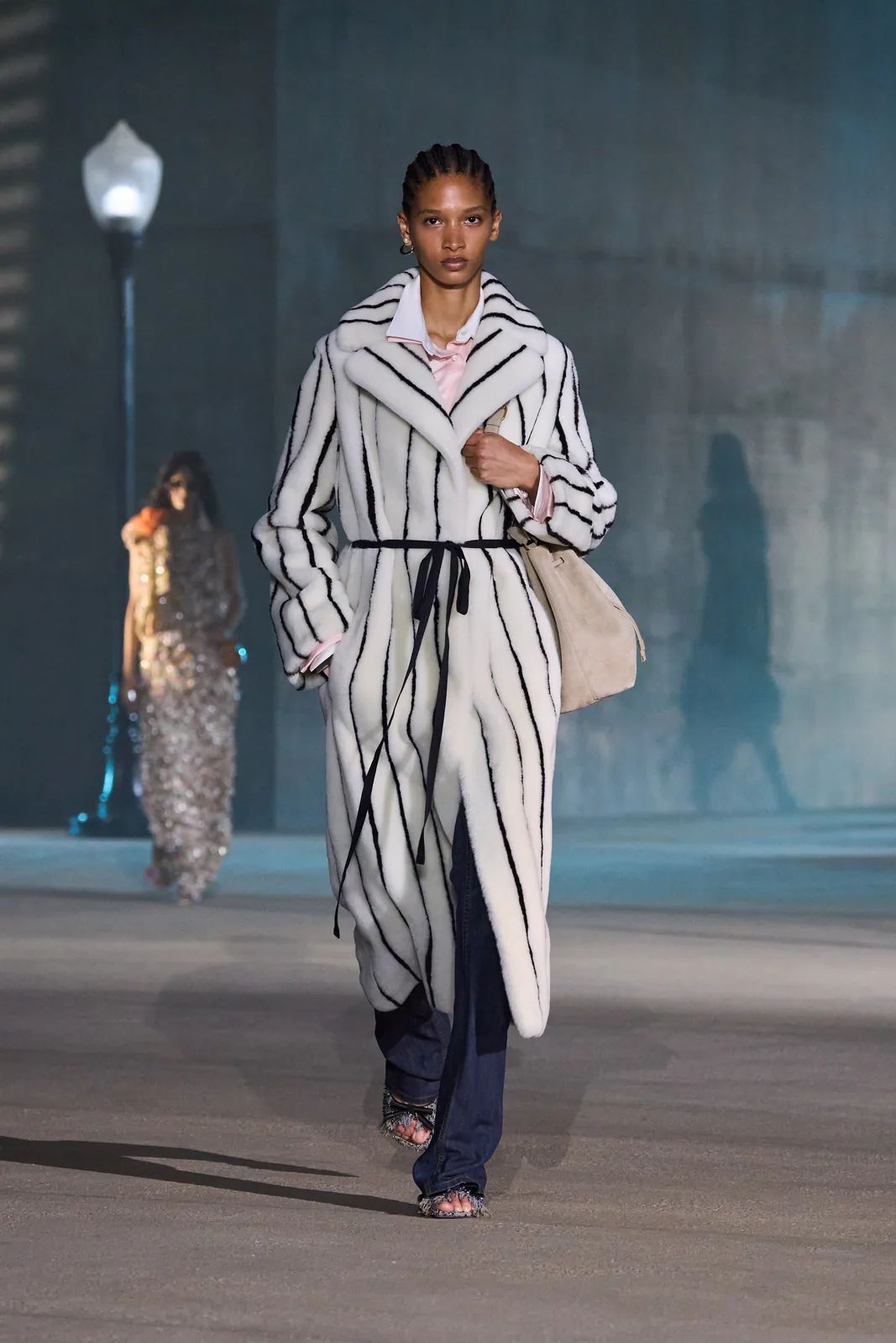 metal-jonathan-anderson-takes-over-la-for-his-cruise-2026-debut-collection-07.webp
