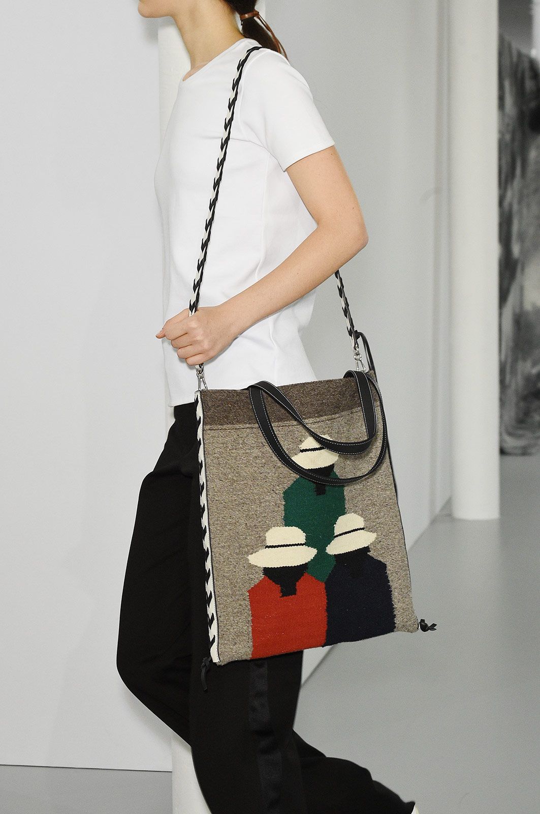 Blankets Loewe Metalmagazine 1.jpg