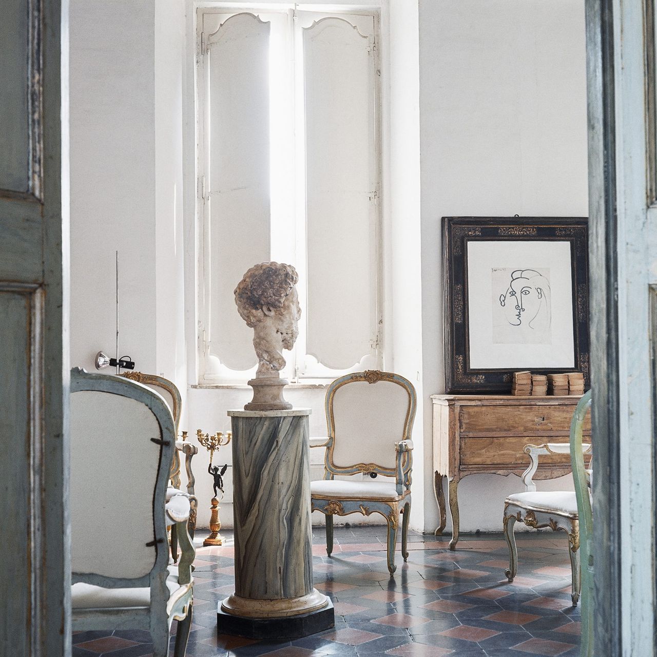 A V0072.jpg