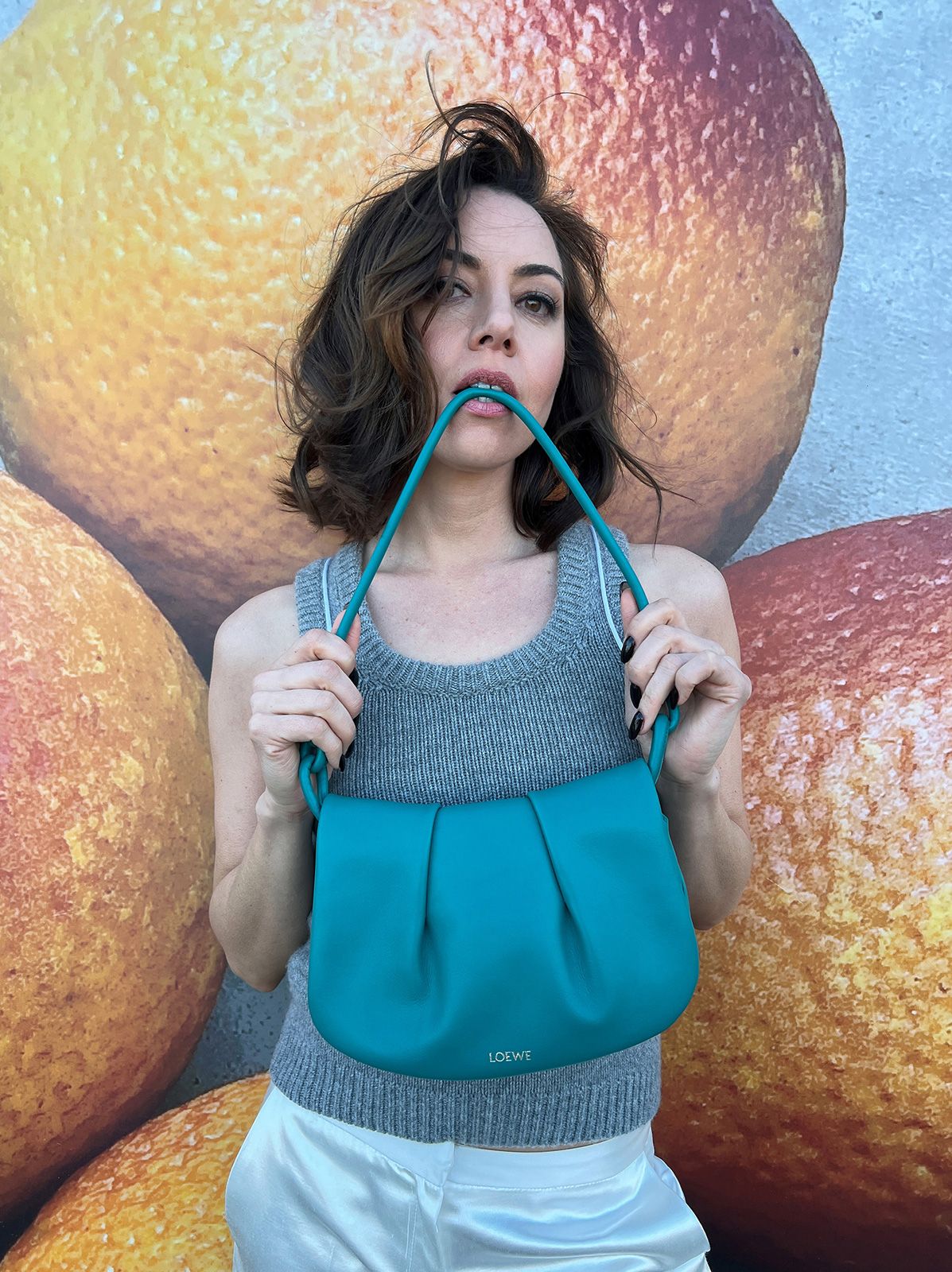 Loewe F W23 Preco Jt Campaign Aubrey Plaza Rgb Cropped 4x5 Lo E110223 2533.jpg