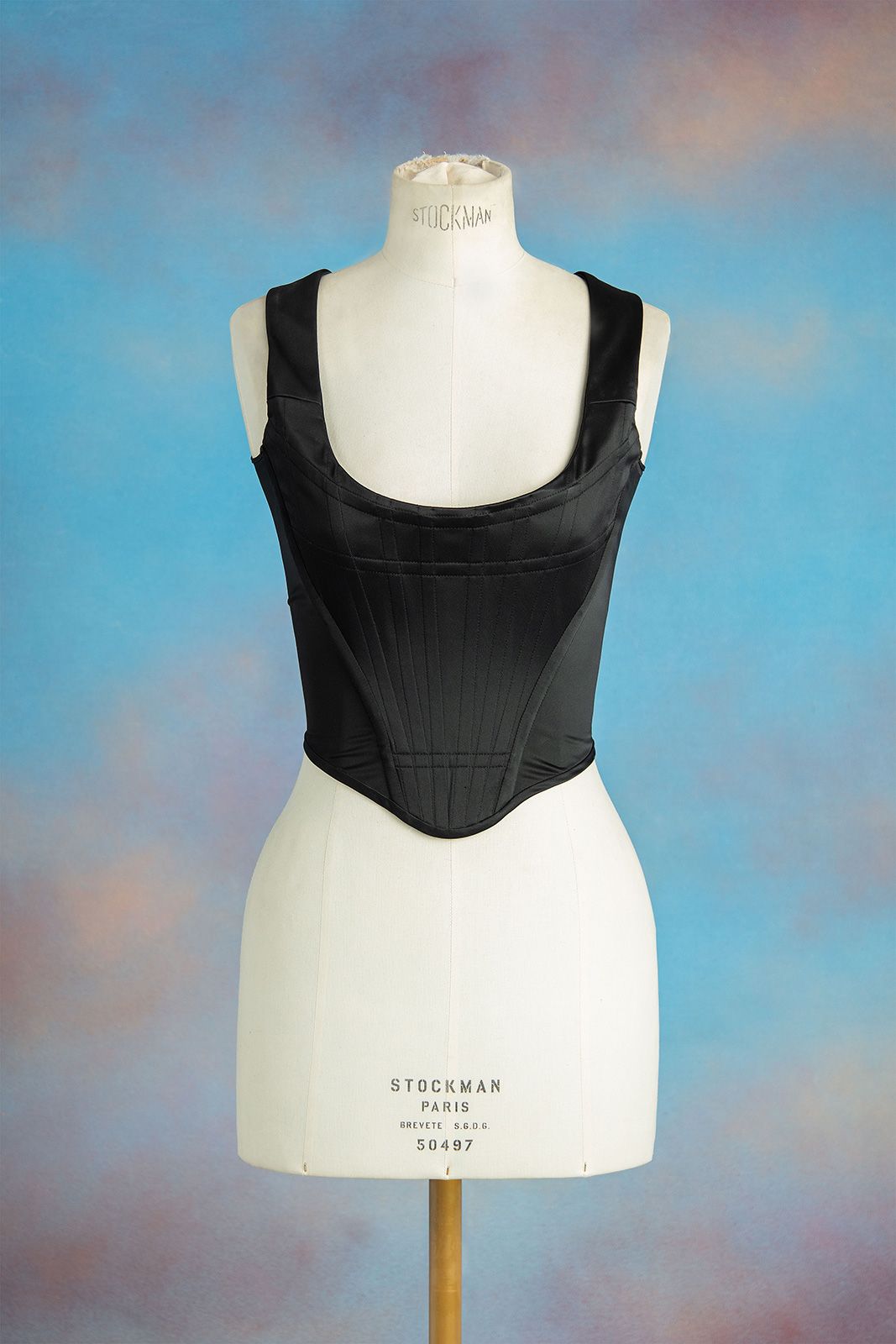 Metal Vivienne Westwood 1.jpg