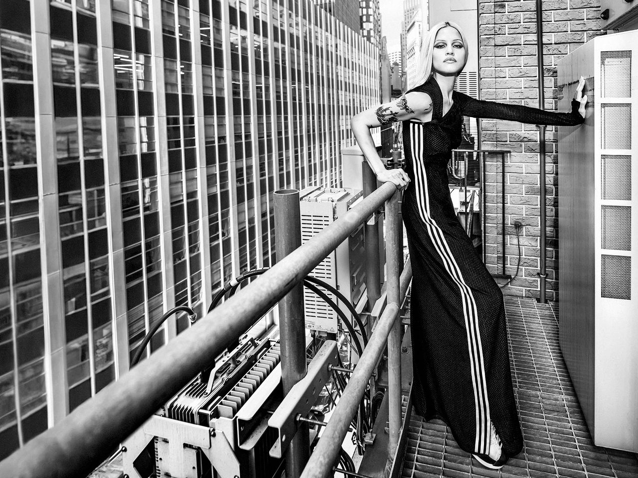Y-3_FW24_Campaign_6.jpg