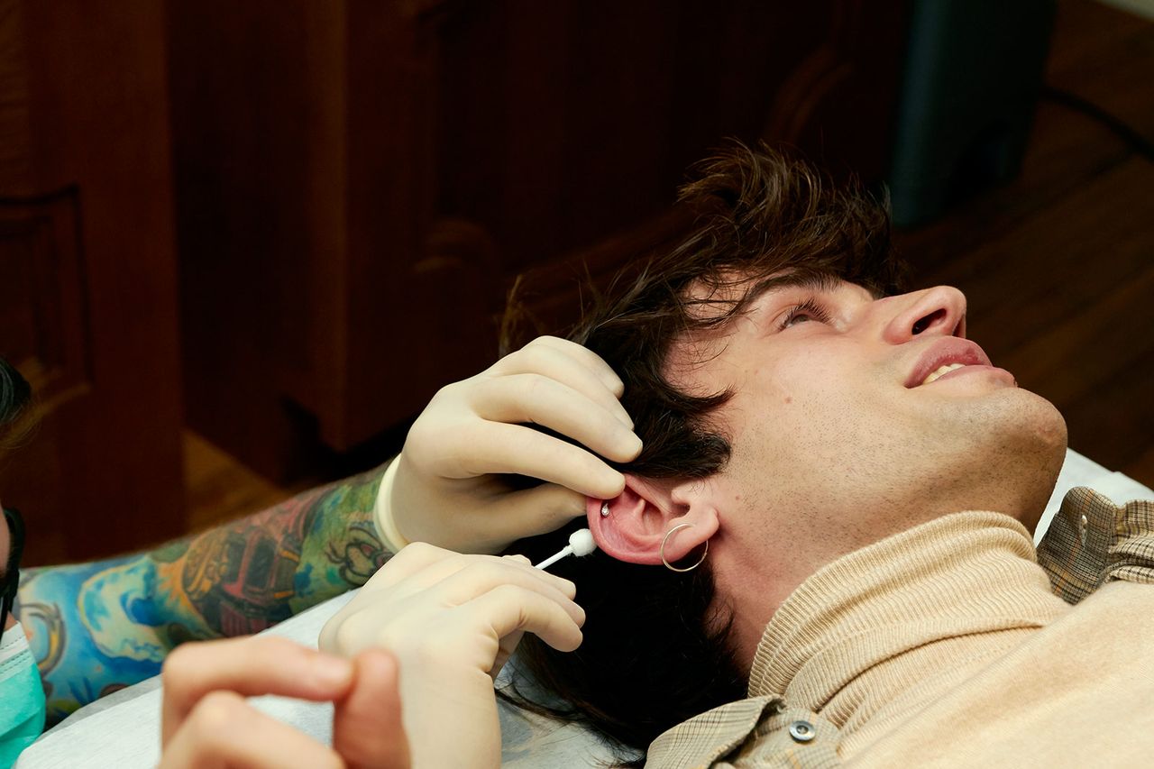 Piercings Aristocrazy Metalmagazine 9.jpg