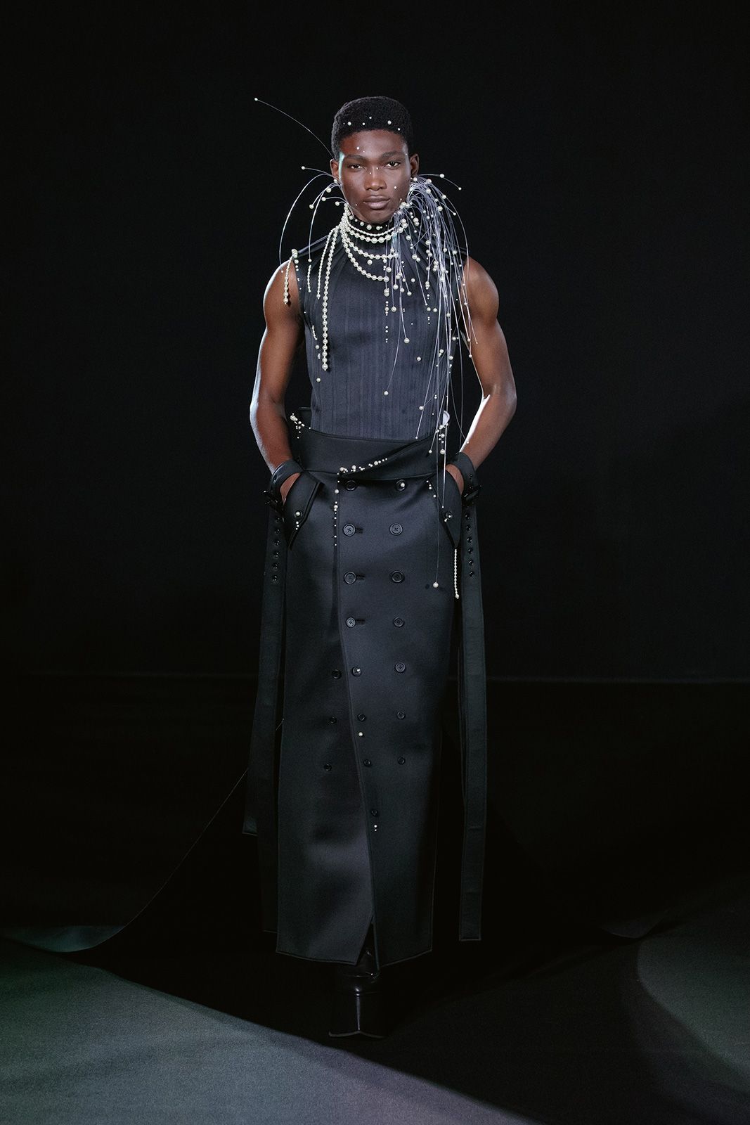 Robert Wun Ss23 17.jpg
