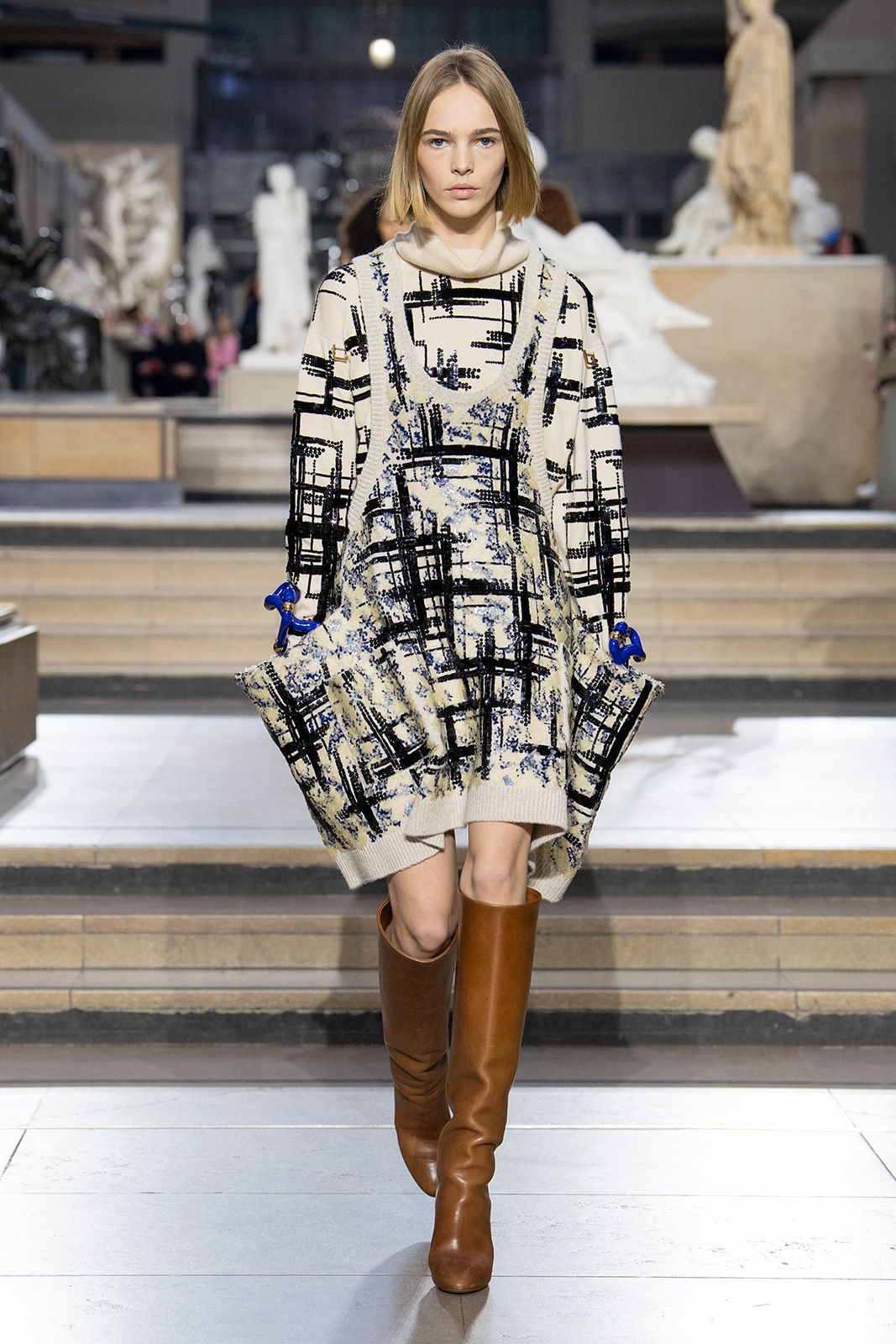 Louis Vuitton F W22 Look 16.jpg