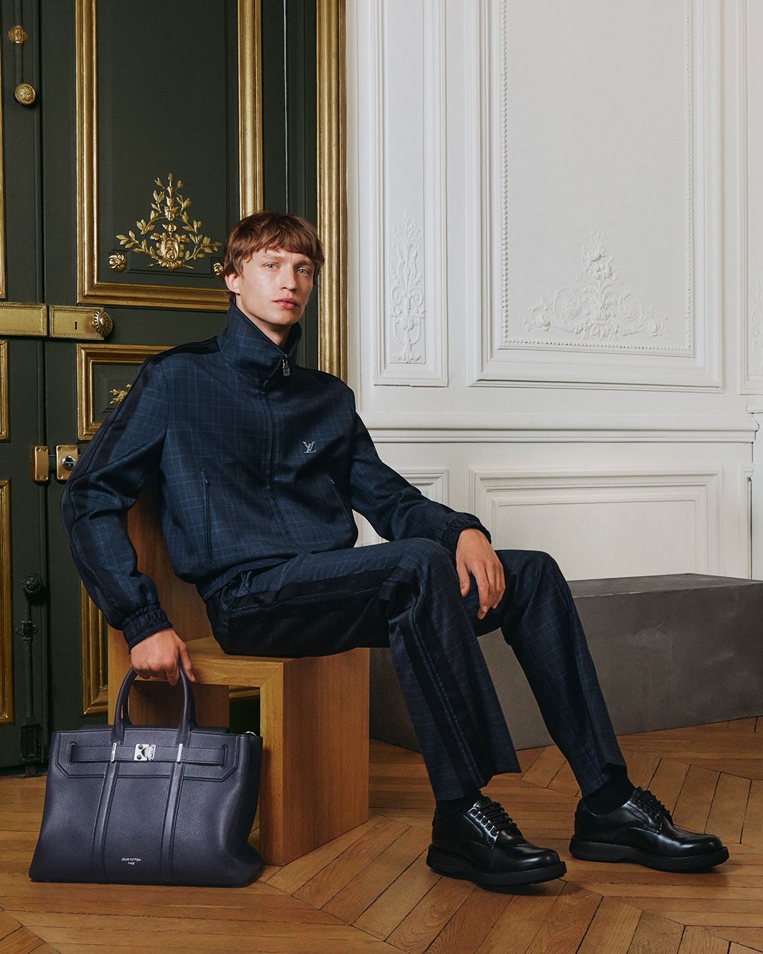 LOUIS-VUITTON-MENrsquo;S-NEW-FORMAL-FALL-WINTER-2025-LOOK-9.jpg