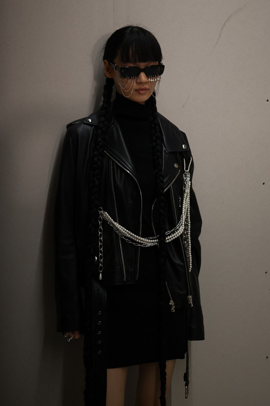 fw024-backstage-at-kiminte-kimhekim-093.jpg