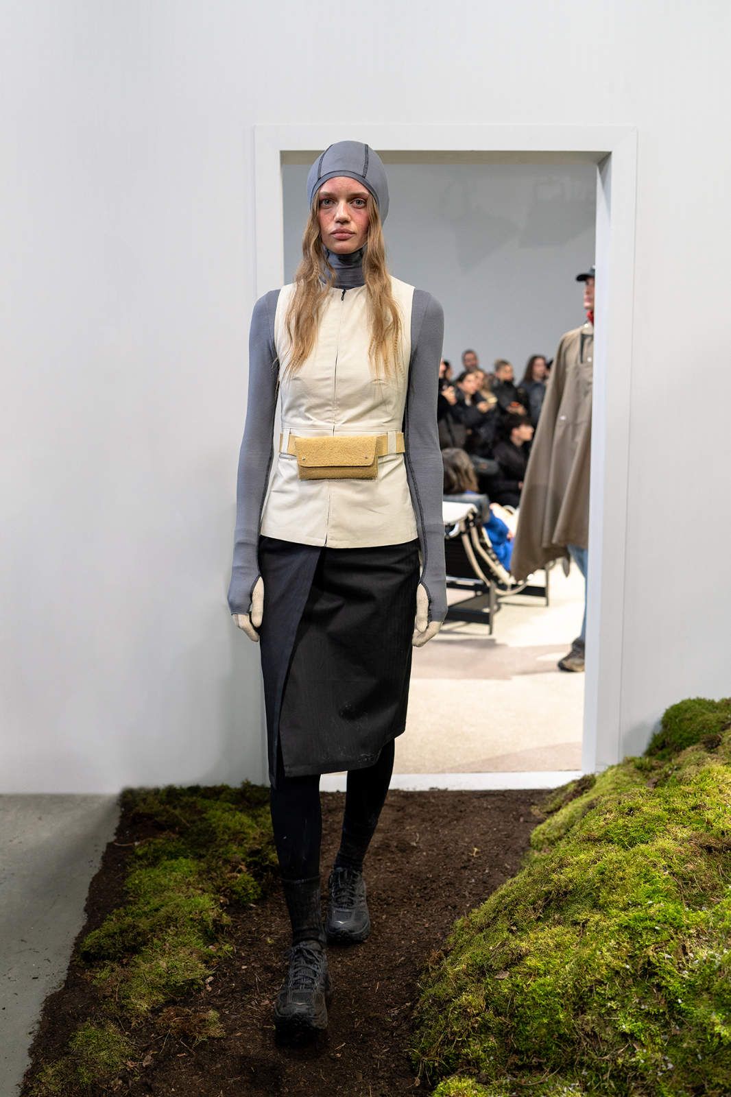 OBS_AW26_by_DominikEhrengruber_for_BFW_Runway-11.jpg