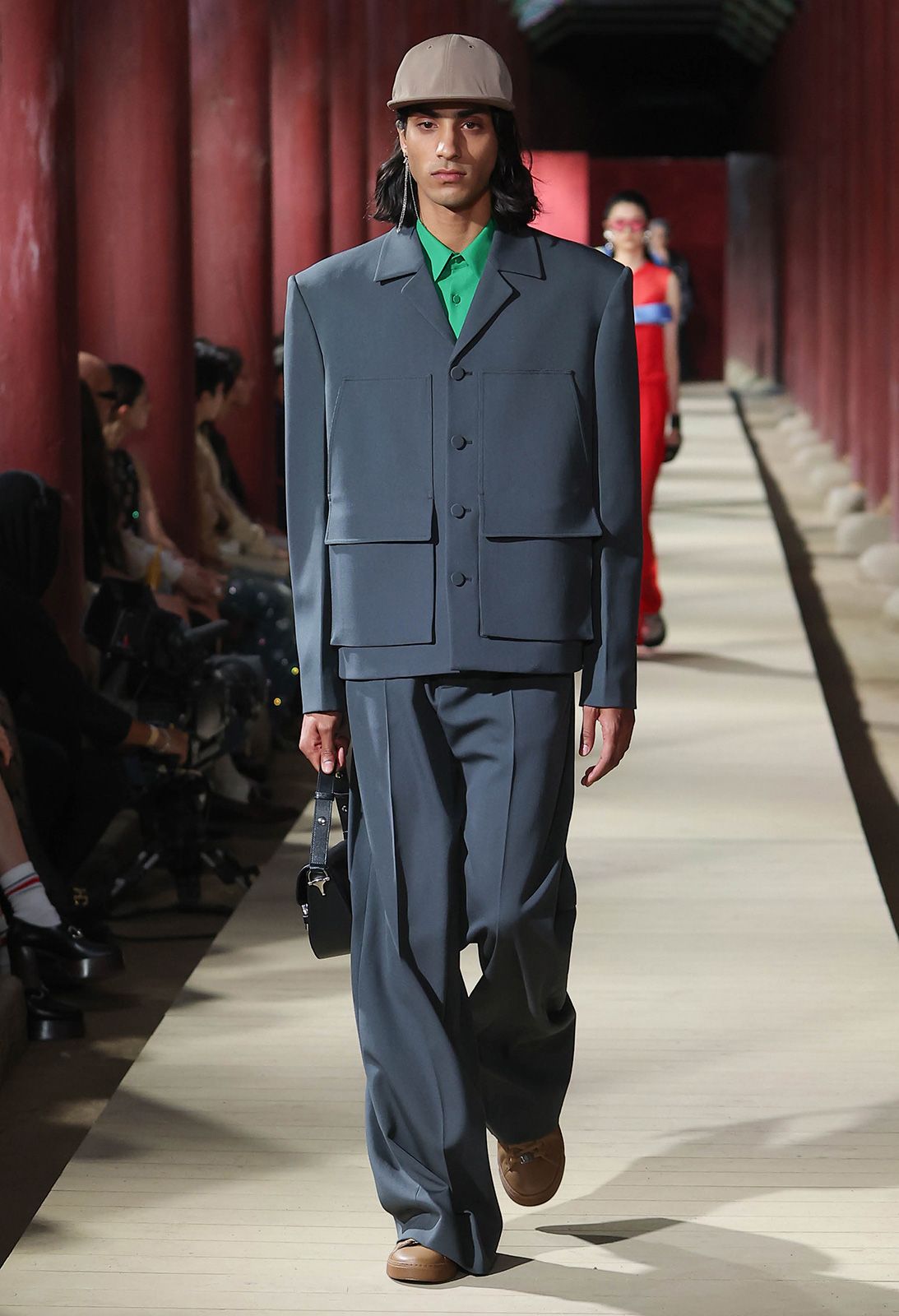Metal Gucci Cruise 2024 14.jpg