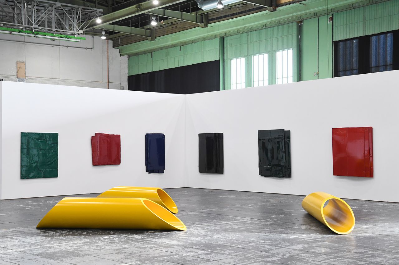 Bernar Venet Metalmagazine 1.jpg