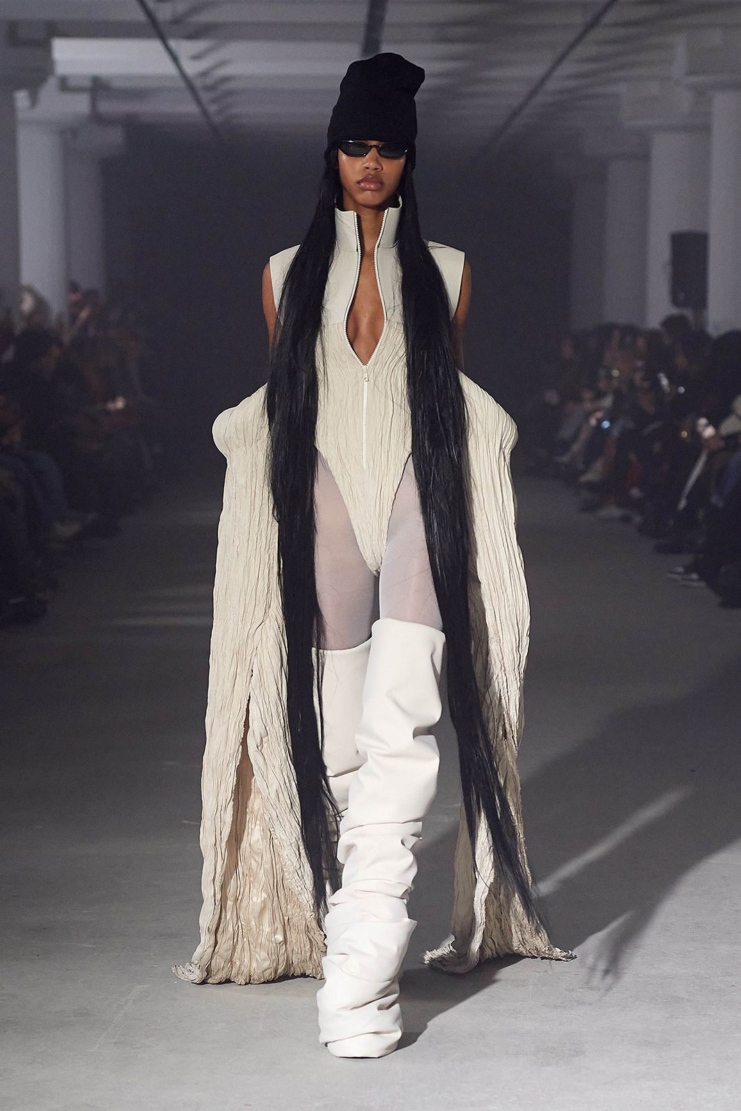 AW24-Copenhagen-Fashion-Week-HanKjbenhavn-Runway-2x3-James-Cochrane-6.jpg