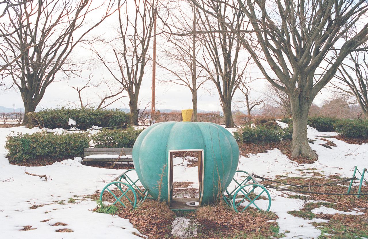 Seasonal Abandonmentof Imaginary Worlds Carine Thevenau Metalmagazine 5.jpg