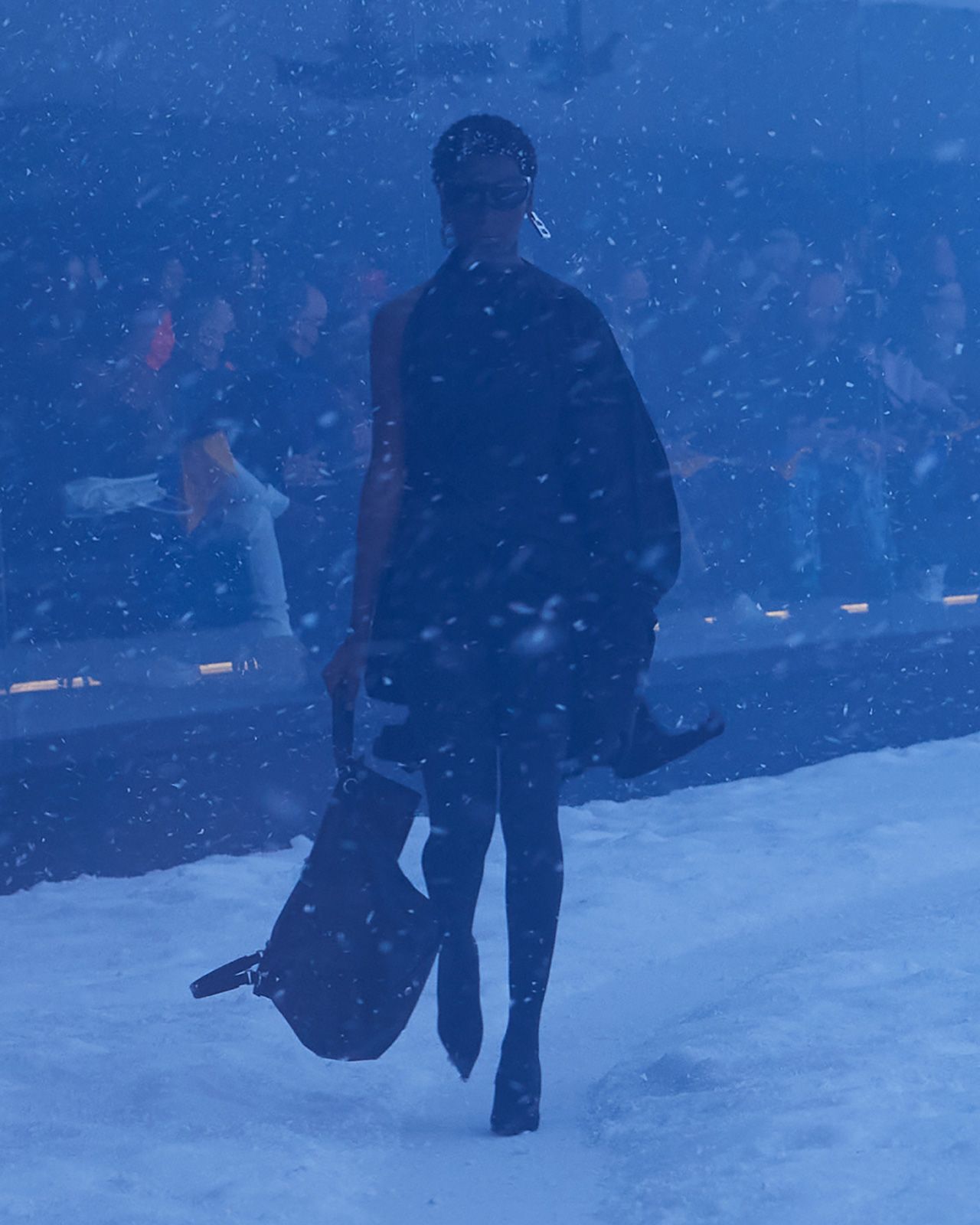 Balenciaga Winter 22 Look 57 Marie Agnes.jpg