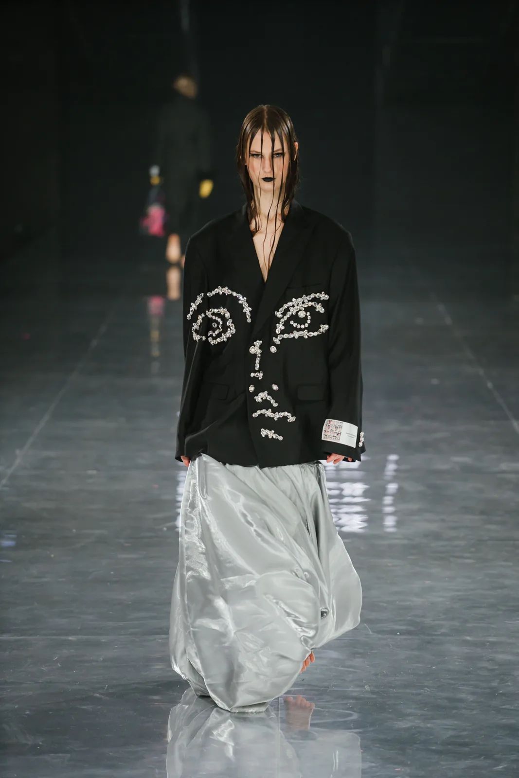 metal-visa-fashion-week-almaty-pre-fall-2026-manuk-aleksanyan-12.webp