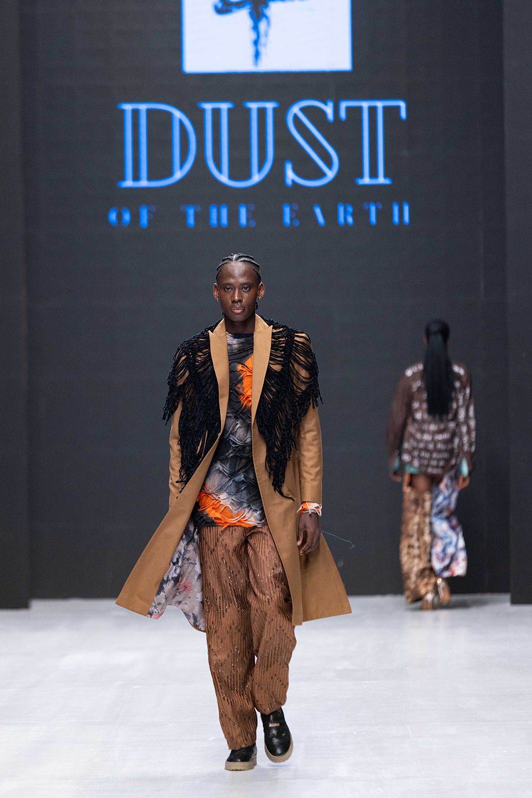 Dust-of-the-earth_1.jpg