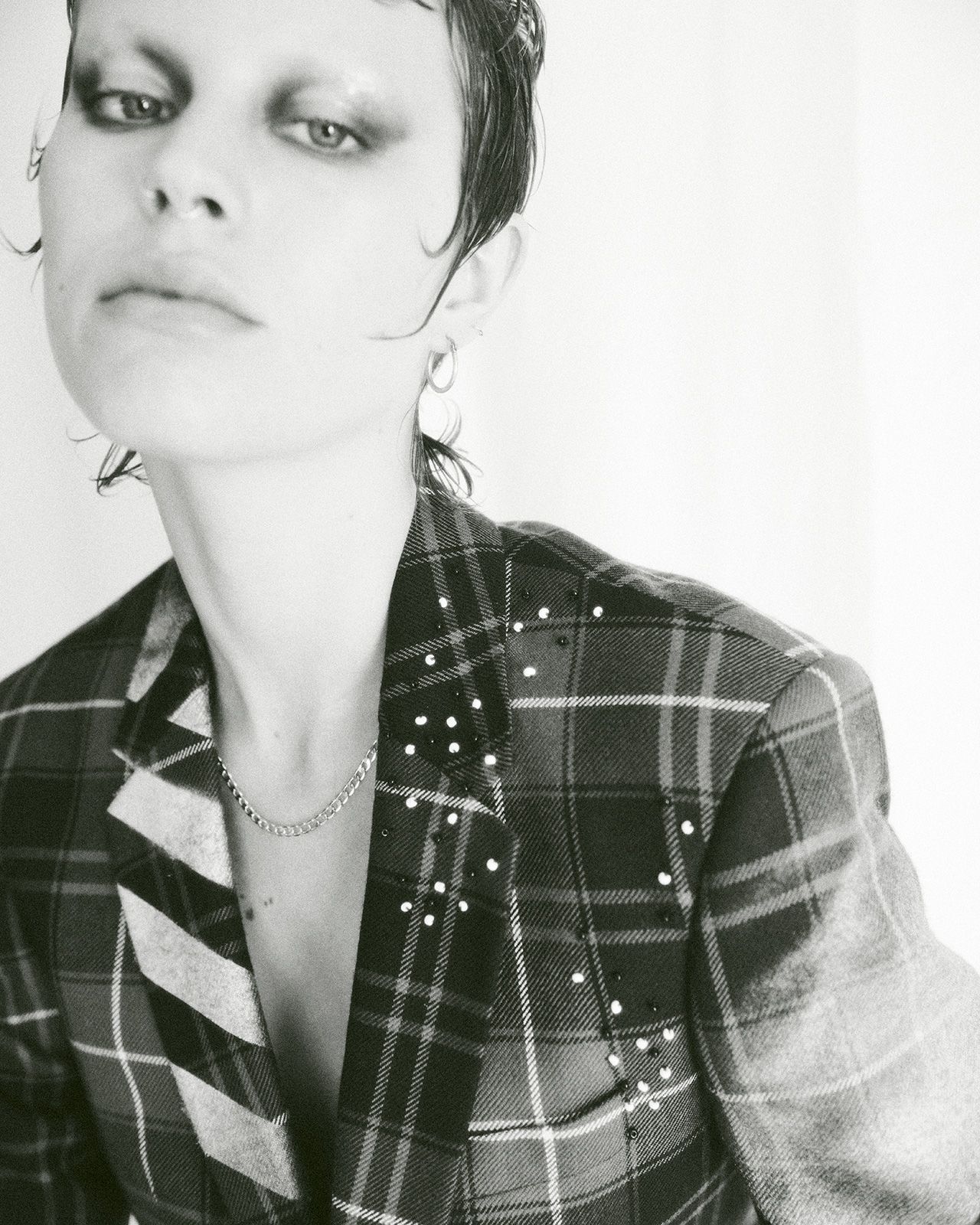 Chloe Baines Metalmagazine 26.jpg