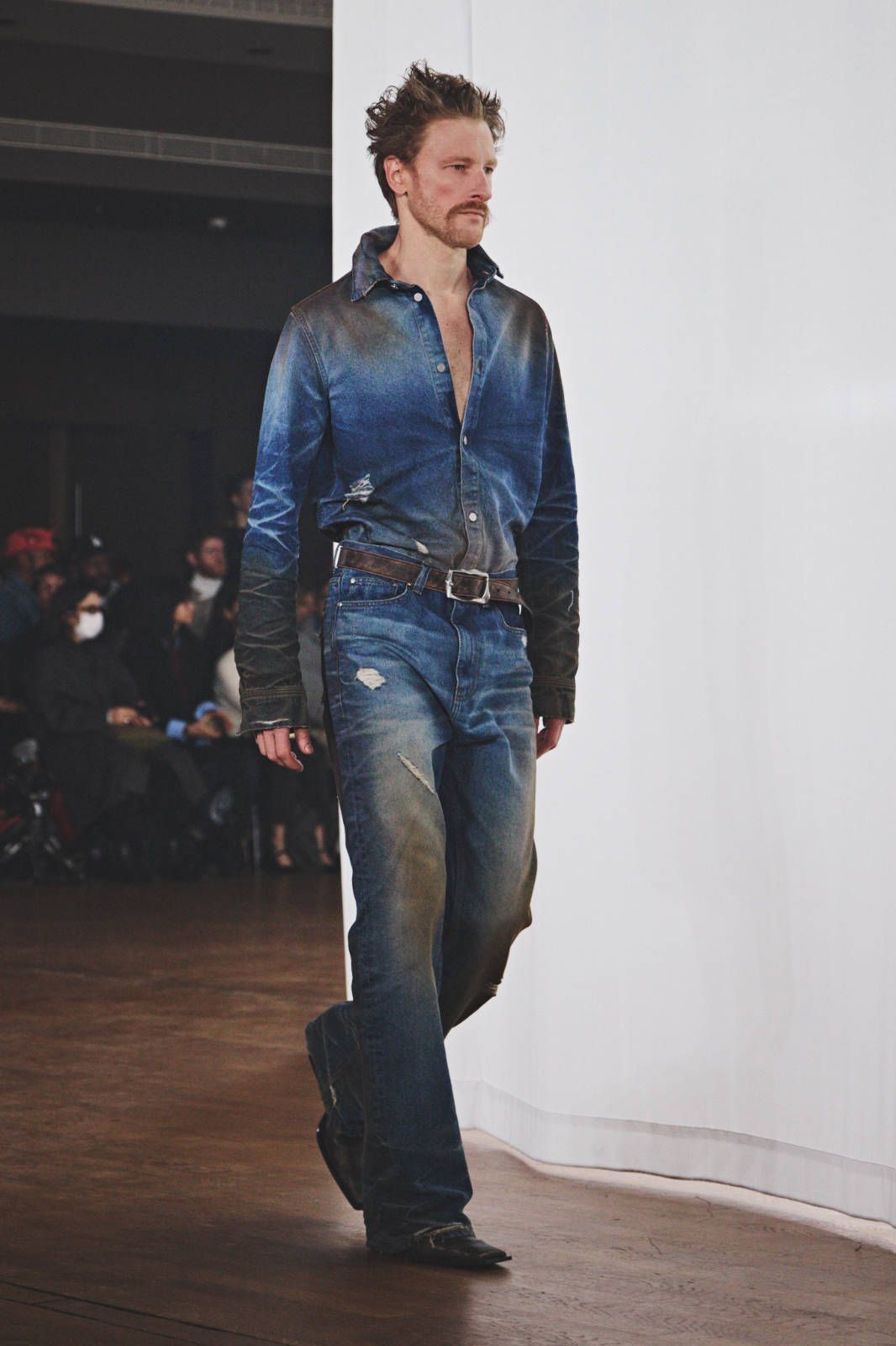 Camperlab_fw26_runway_press_look_03.jpg