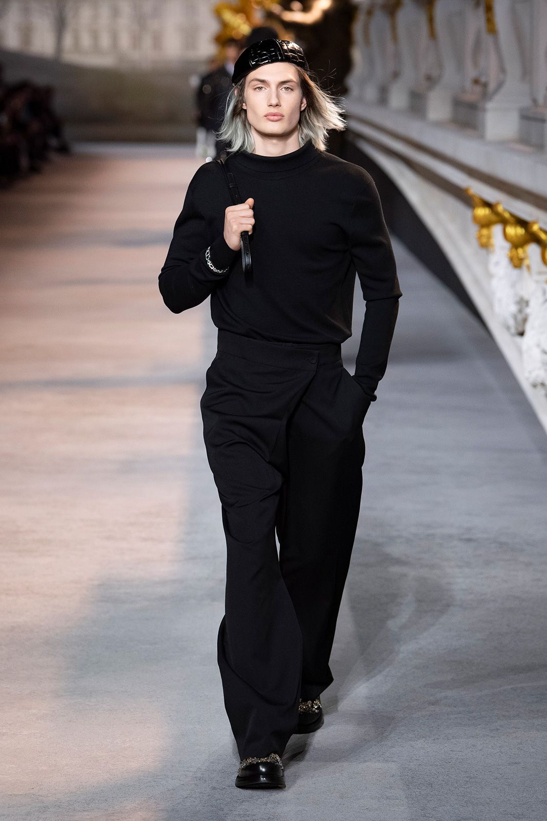 Dior Men W22 23 01.jpg