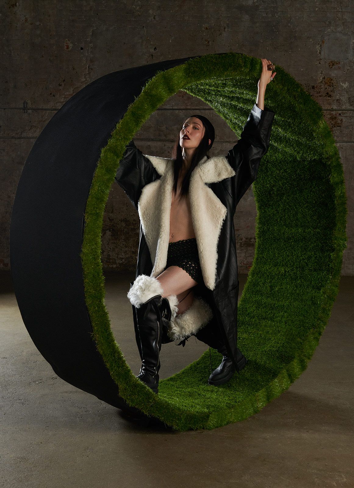 Caroline Polachek Metalmagazine 6.jpg