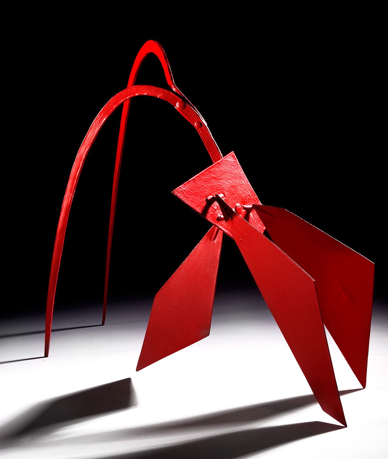 Alexander Calder Metalmagazine 6.jpg