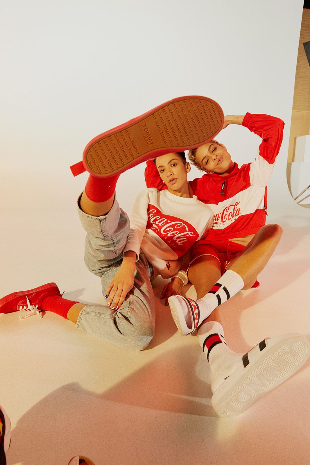 Tommy Jeans X Coca Cola Metalmagazine 6.jpg