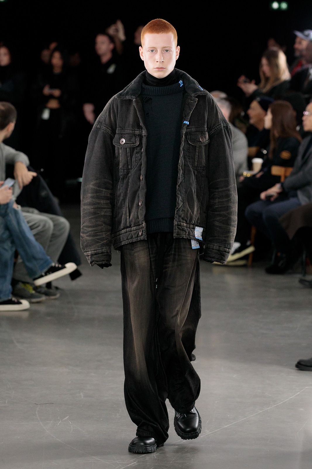 Maison Mihara Yasuhiro F W 2023 35.jpg