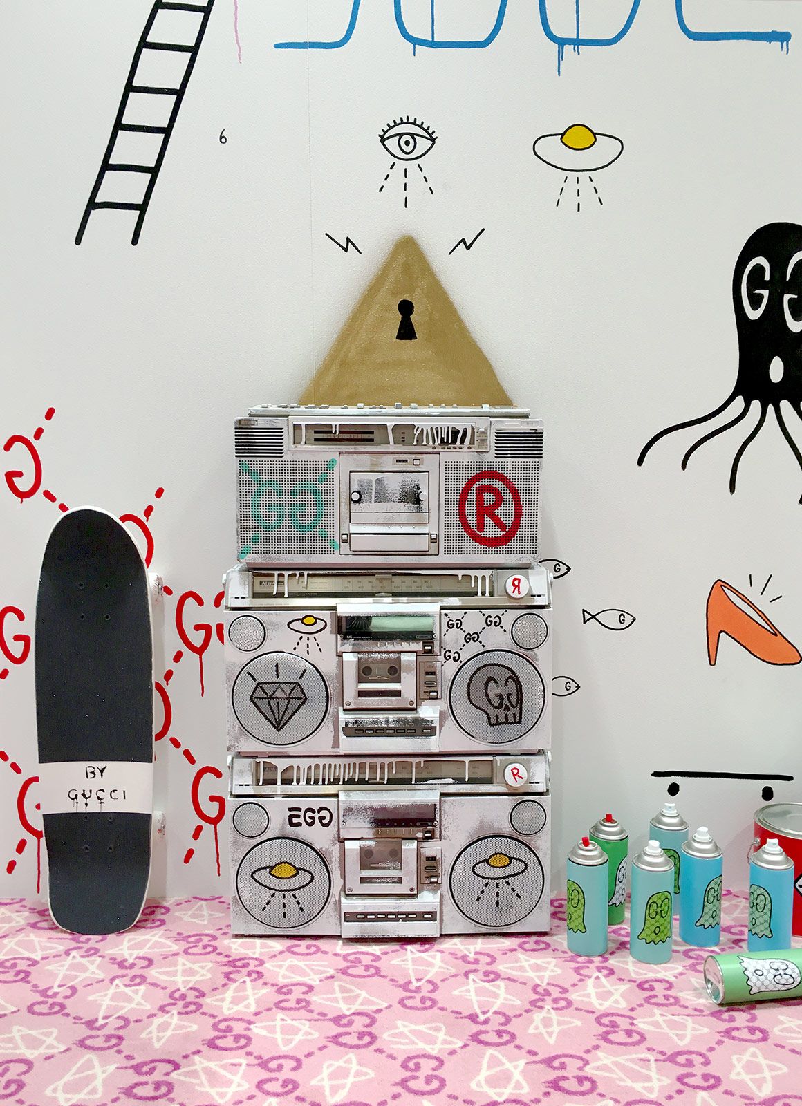 Dover Street Market Ginza Elephant Roomgucci Dsmges 01 2.jpg