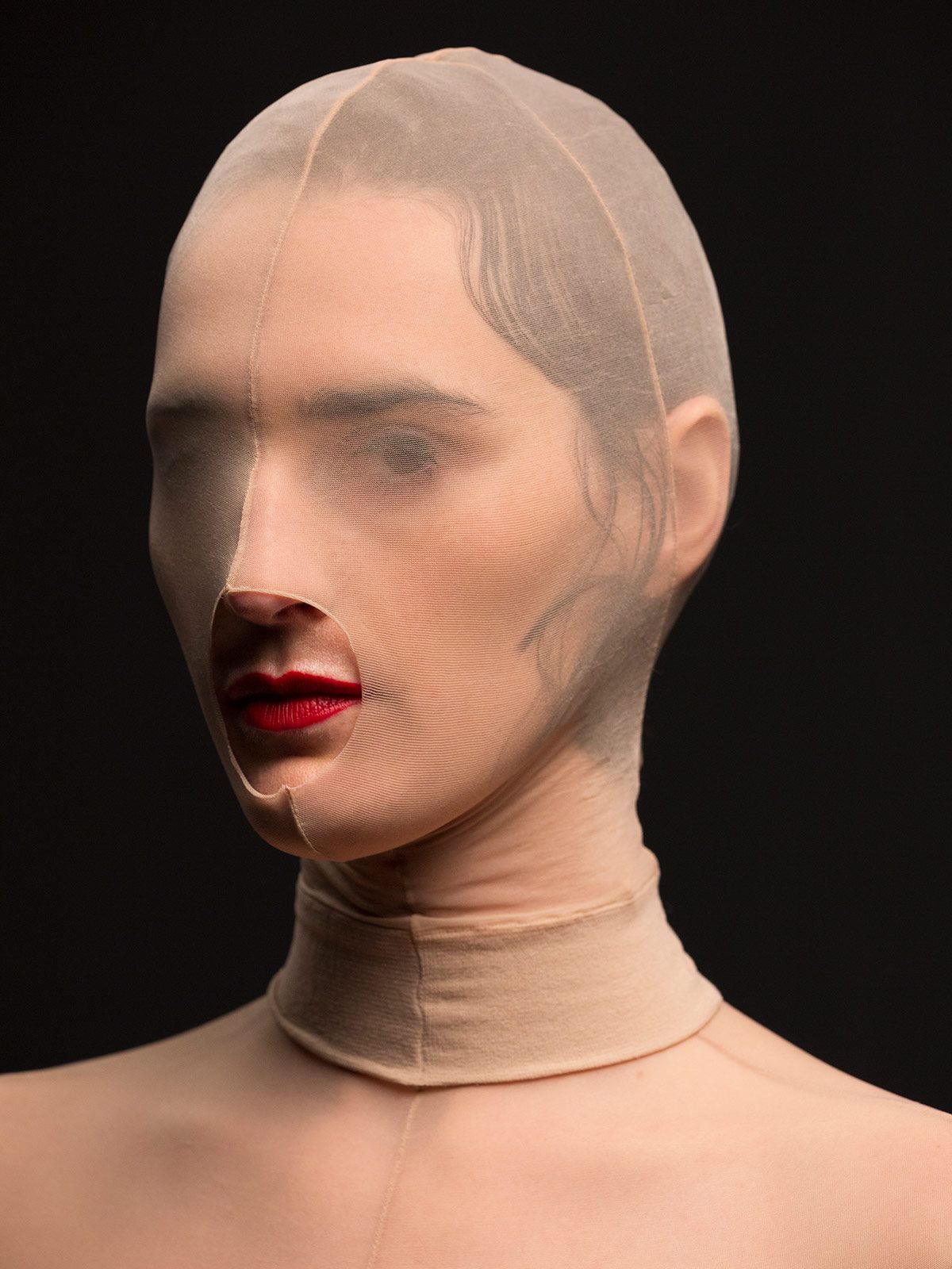 Yelle Metalmagazine 3.jpg