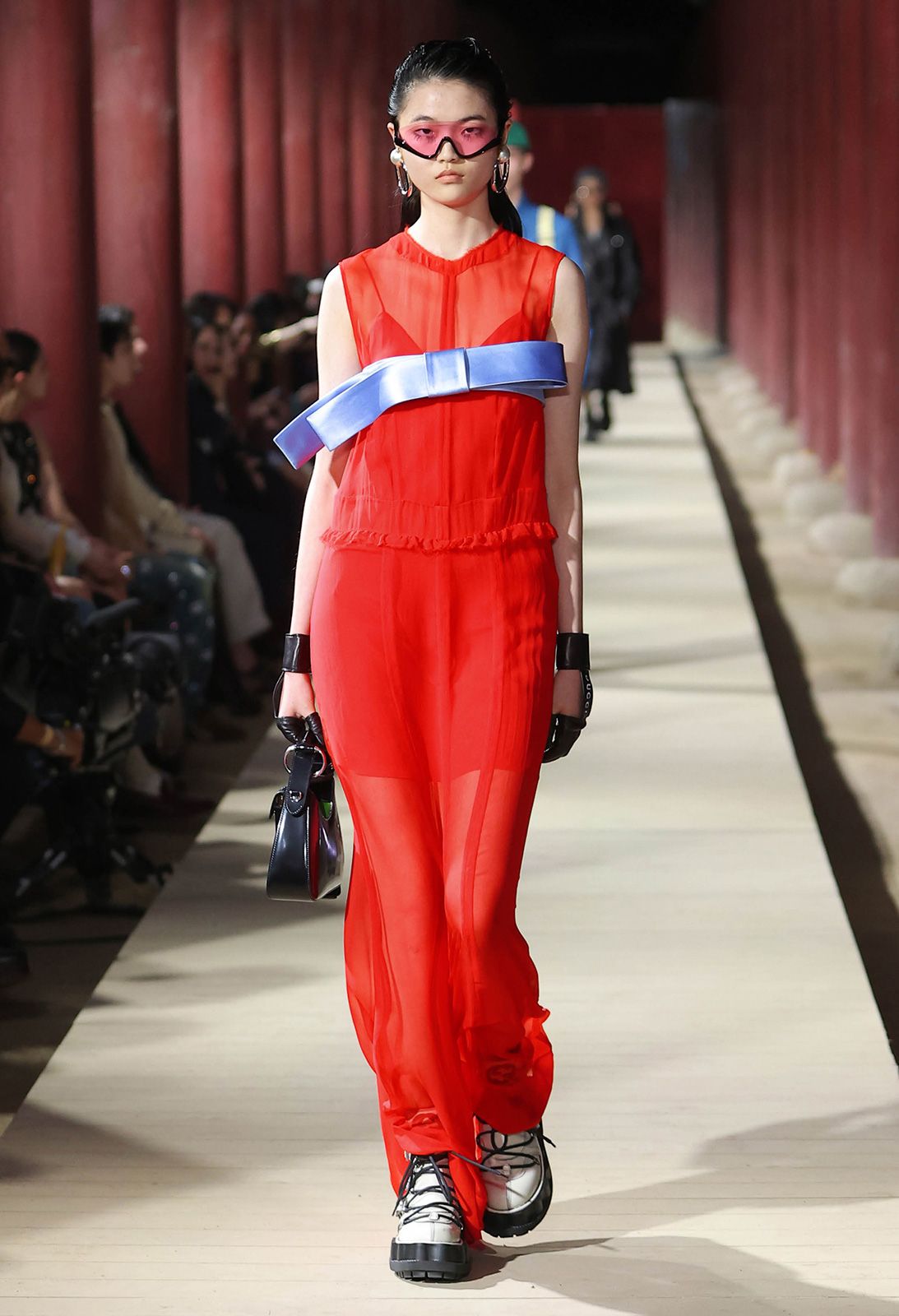 Metal Gucci Cruise 2024 15.jpg