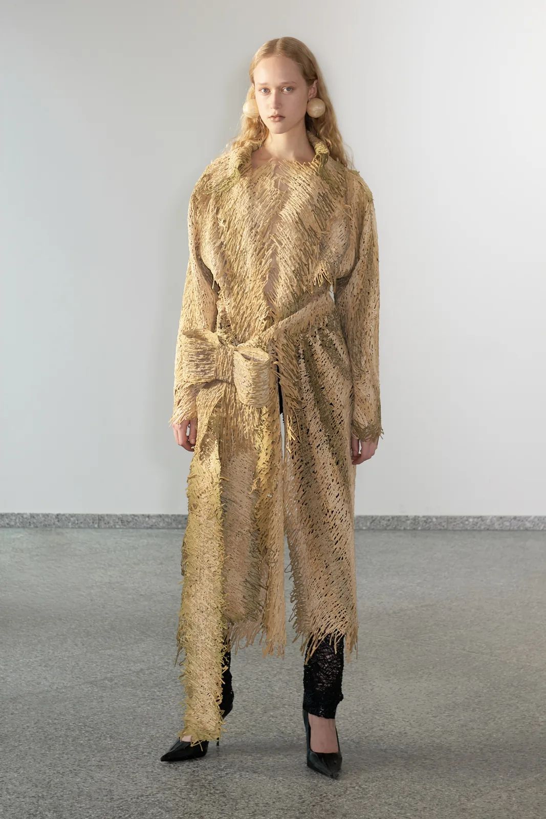 metal-berlin-fashion-week-ss27-kasia-kucharska-02.webp