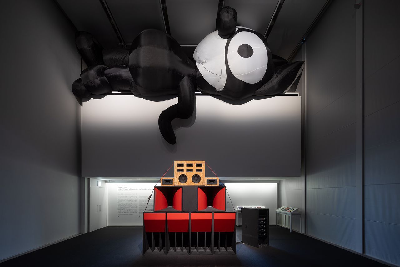 MARK_LECKEY__FIORUCCI_5.jpg