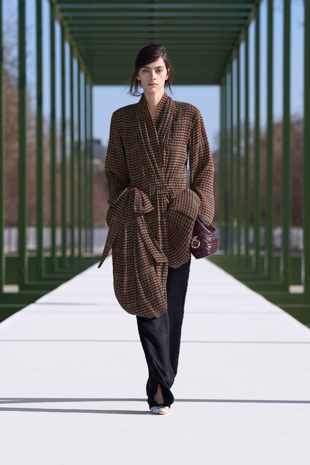 DIOR_W_RTW_FW2627_6.jpg