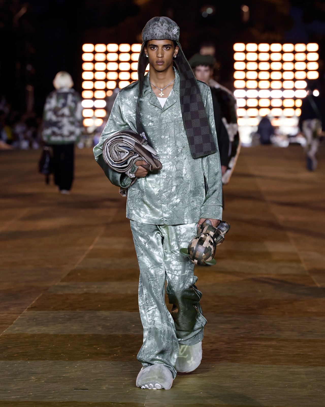Louis Vuitton Mens Spring Summer 2024 Look 15.jpg
